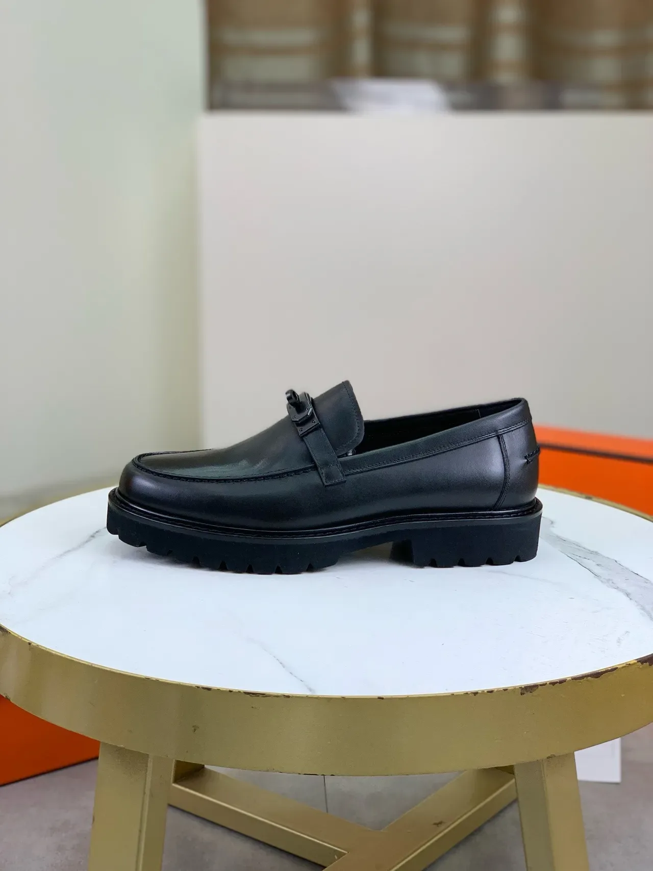 Hermès Oran लूफर काला चमड़ा H-Buckle लुग सोल लूफर 6