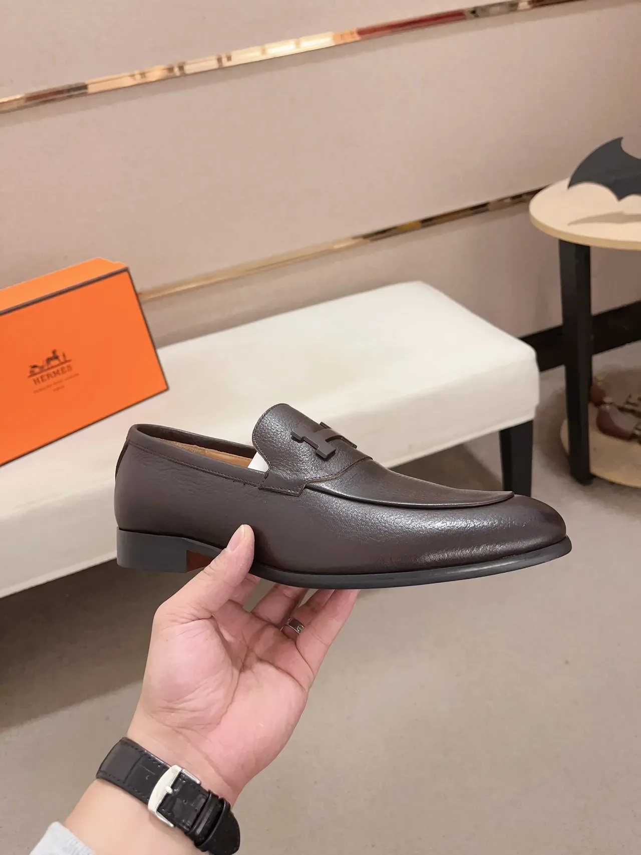 Hermès Oran বাদামি চামড়ার H-বাকল লোফার 3