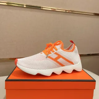 Hermès Oran Sneaker লাইফস্টাইল স্নিকার সাদা ও কমলা