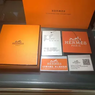 Hermès Orange White Leather-Textured Box Embossed Logo Handbag