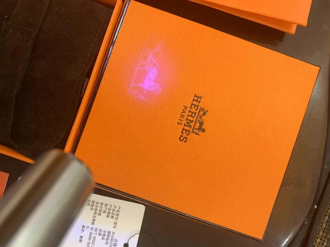 Hermès नारंगी सफेद चमड़े की बनावट बॉक्स एम्बॉस्ड लोगो हैंडबैग 3