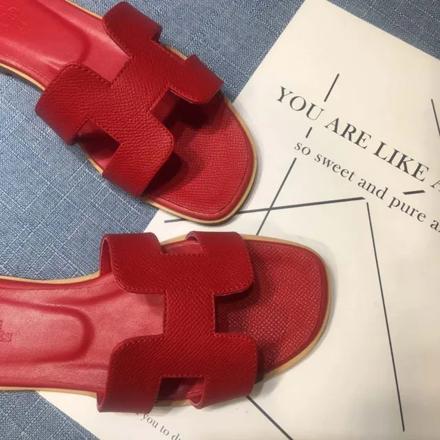 Hermès Red Beige H-Shaped Strap Textured Leather Slippers 4