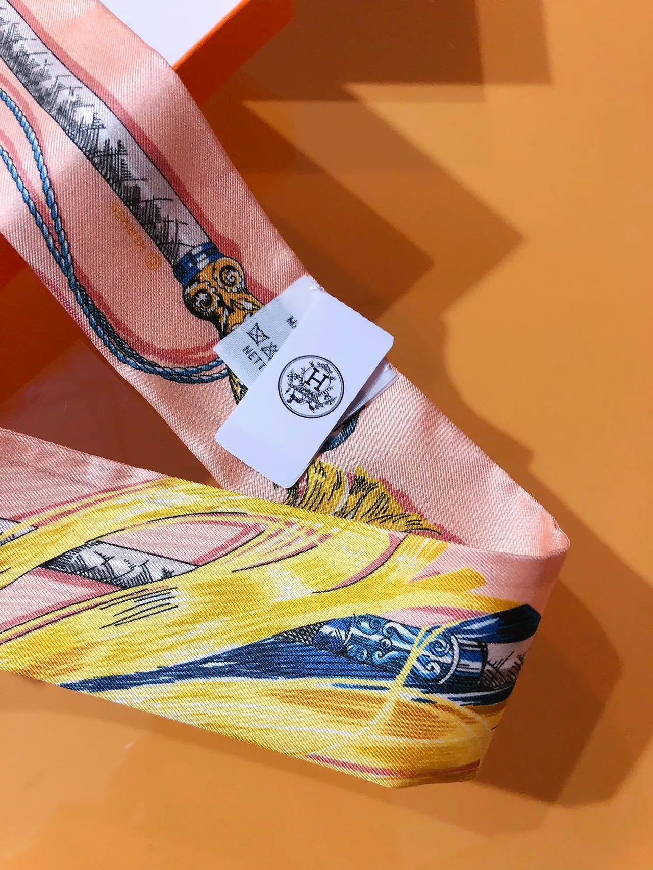 Hermès Twilly गुलाबी सोने नीला रेशम स्कार्फ 4
