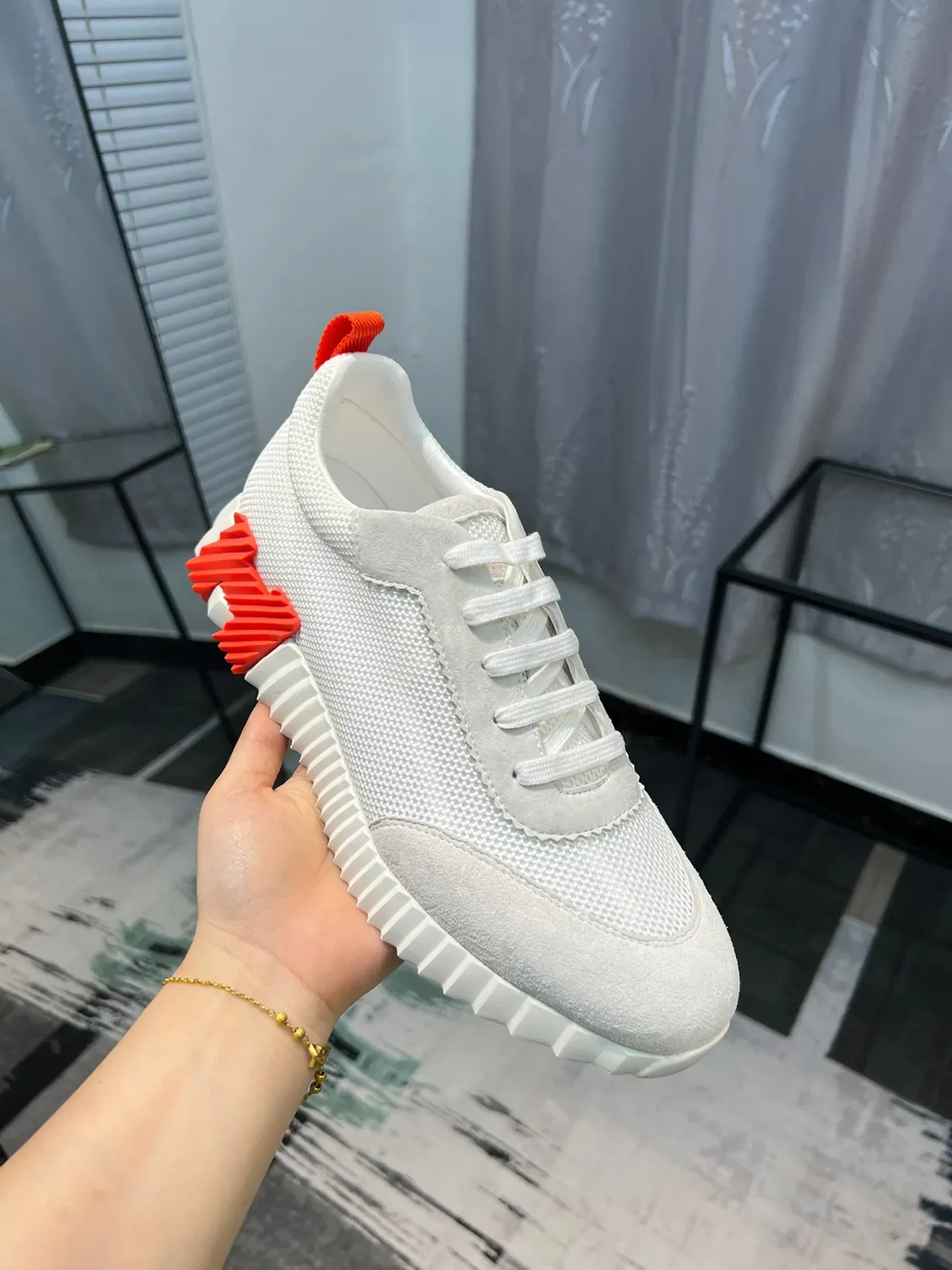 Hermès Branco Laranja Malha e Camurça Superior Esculpida Rugosa Mediola Sneakers Lifestyle 6
