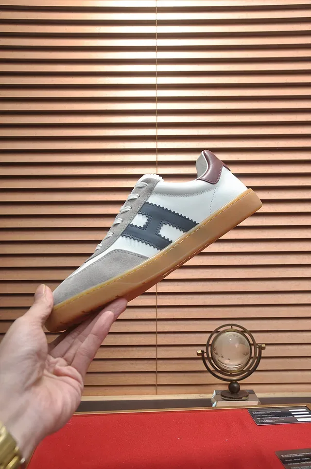Hogan White Navy Low-Top Mixed-Material Lifestyle Sneakers 6