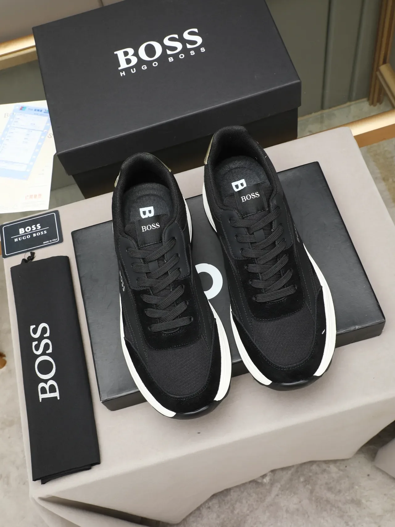 Sneakers Lifestyle Hugo Boss Noir et Or 3