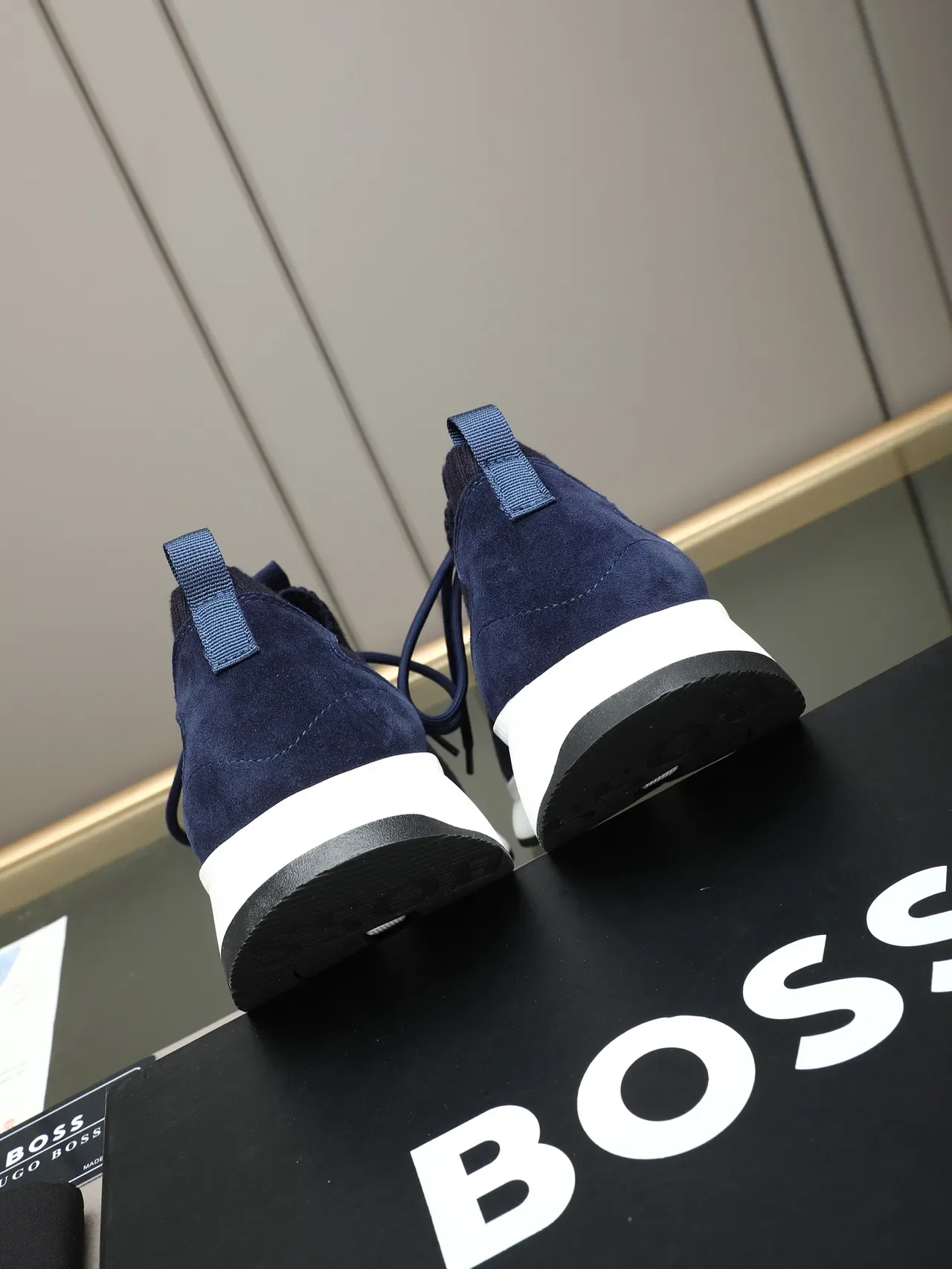 Hugo Boss किनिट अपर सुड हील नेवी लाइफस्टाइल स्नीकर्स 3