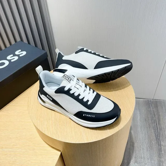 Hugo Boss Lifestyle حذاء رياضي أبيض وأسود شبكة وصناعي في الجزء العلوي 6
