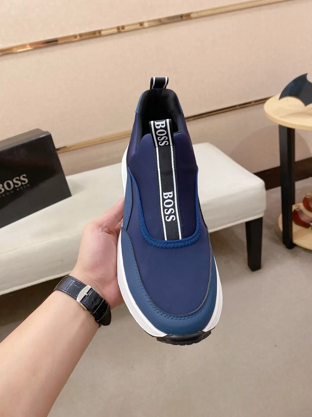 Hugo Boss 海军蓝白色中底生活方式一脚蹬休闲鞋 5