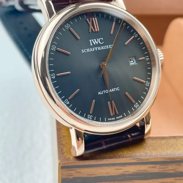 IWC Portofino Automatic Esfera Cinza Escuro Caixa de Ouro Rosa Pulseira de Couro Marrom Relógio Mecânico 2