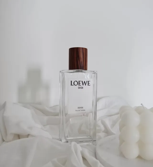 Loewe 001 Man Transparent Glass Bottle Perfume 4