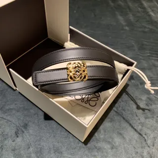Loewe Anagram حزام أسود ذهبي مقبض رفيع جلد