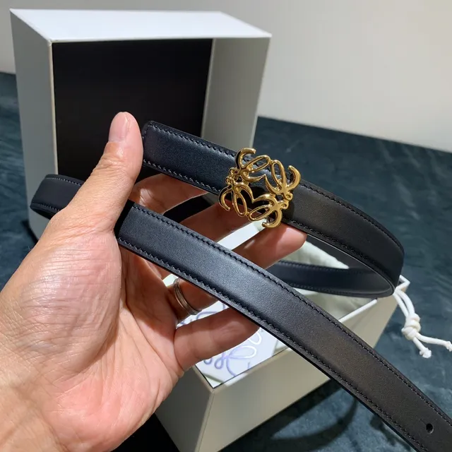Loewe Anagram কালো সোনার পাতলা বাকল চামড়ার বেল্ট 2