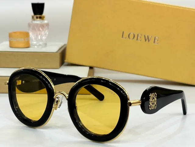 Loewe Anagram Black Burgundy Oversized Round Frame Dual-Tone Acetate Sunglasses 4
