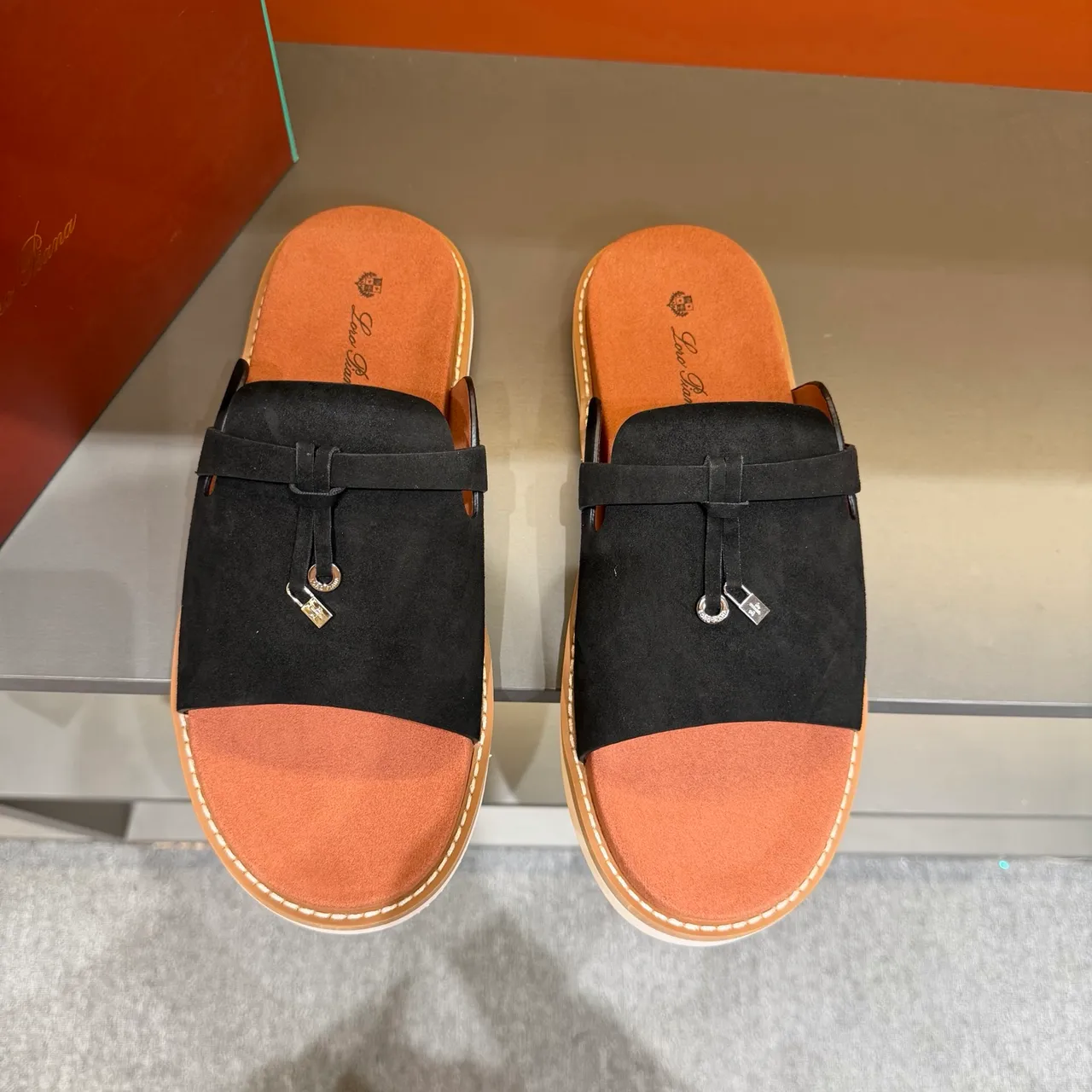 Loewe Slide Noir Beige Daim Supérieur Nœud Papillon Bretelle Chaussons 11