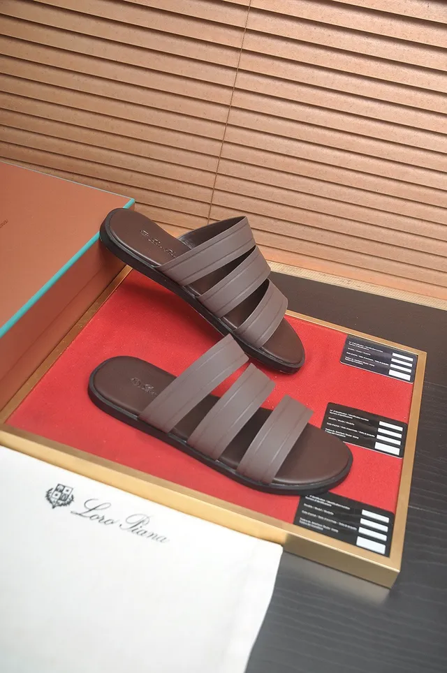 Loro Piana Zapatillas marrón de tres correas con suela moldeada 7
