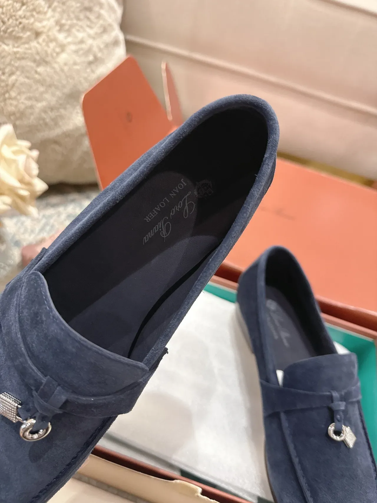 Loro Piana নেভি সিলভার সুয়েড মেটাল টাসেল হার্ডওয়্যার লোফার 4