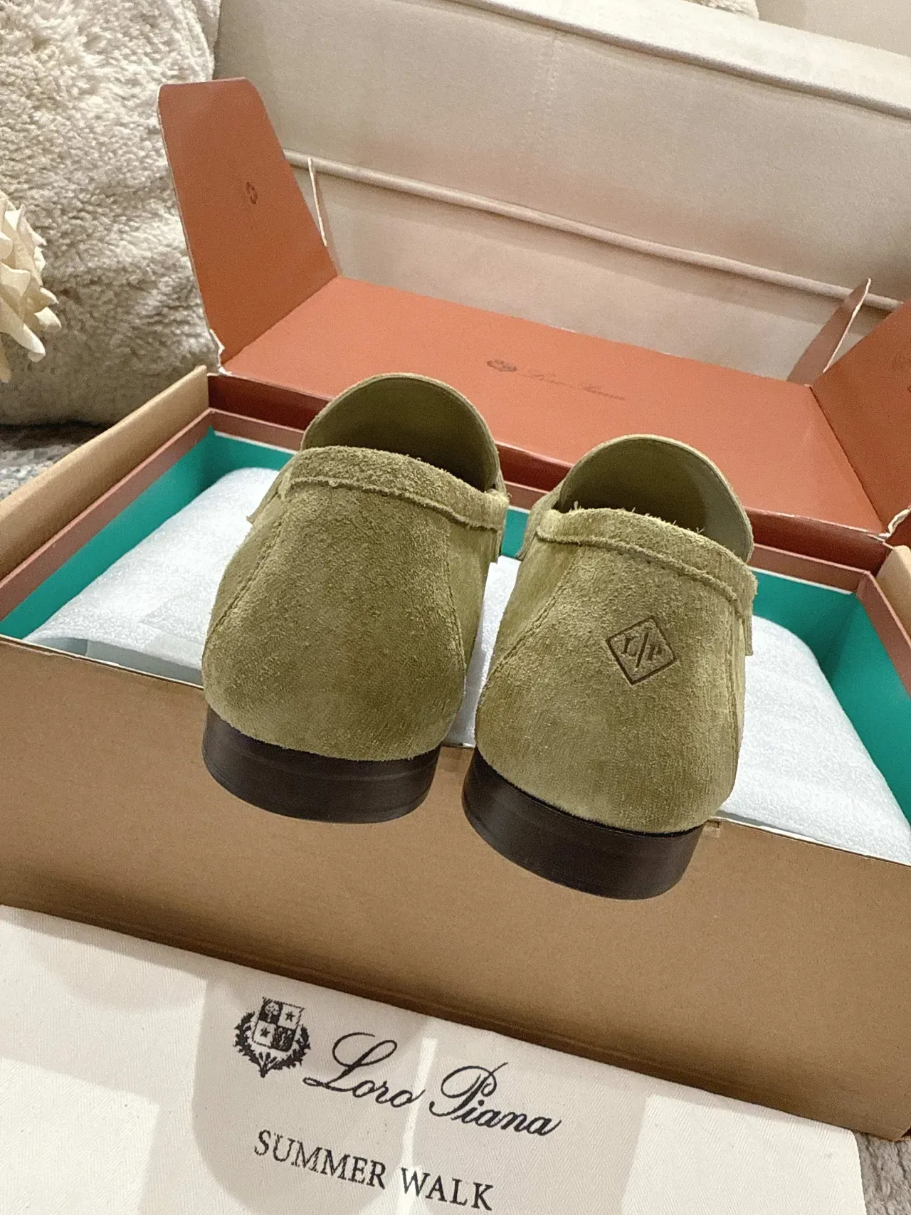 Loro Piana Summer Walk Mocassins de Ante Verde Oliva com Franja 2