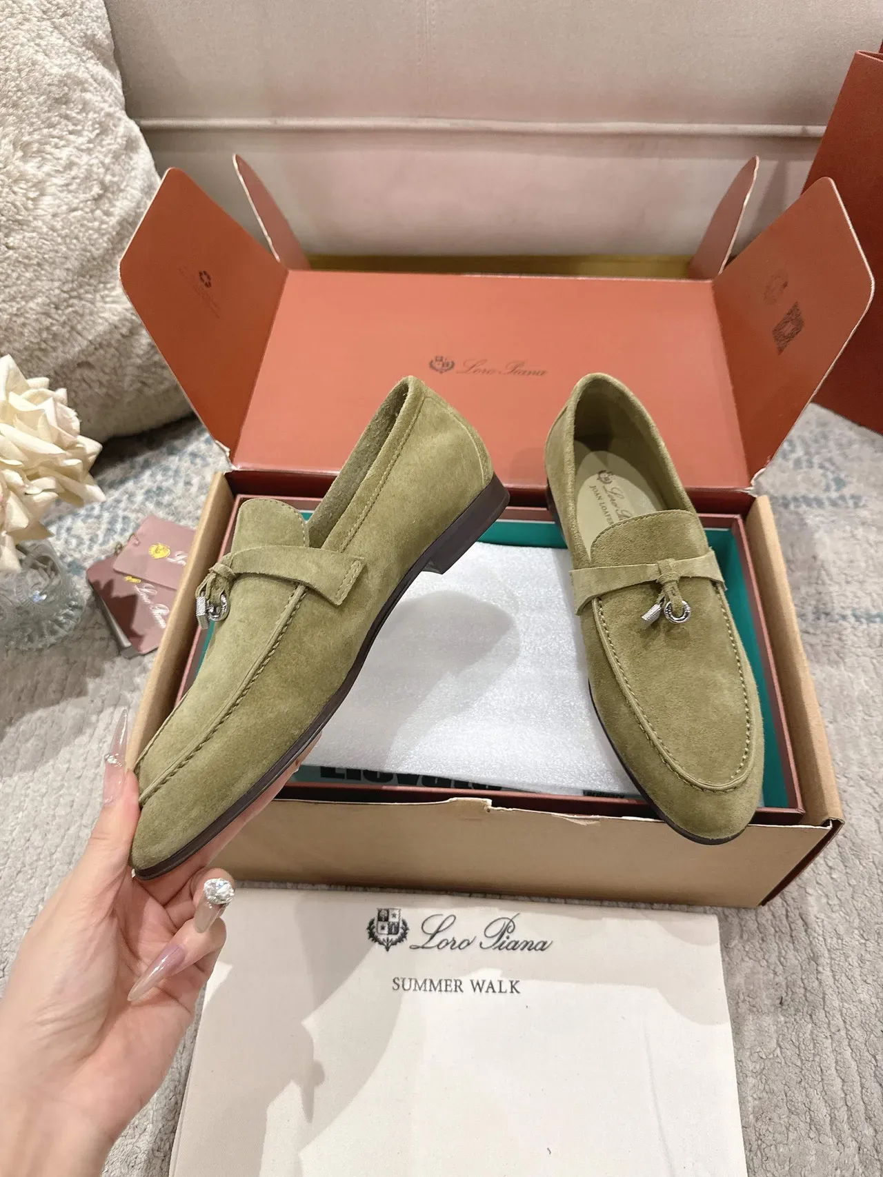 Loro Piana Summer Walk Mocassins de Ante Verde Oliva com Franja 5