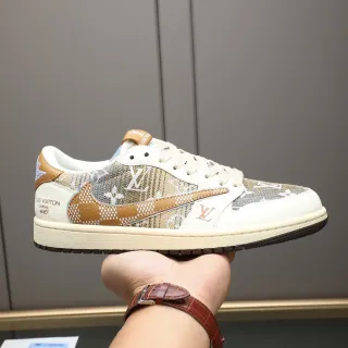 Louis Vuitton Bege Marrom Monograma-Impresso Textil Superior Couro Tan Overlay Inspirado em Swoosh Tênis Lifestyle