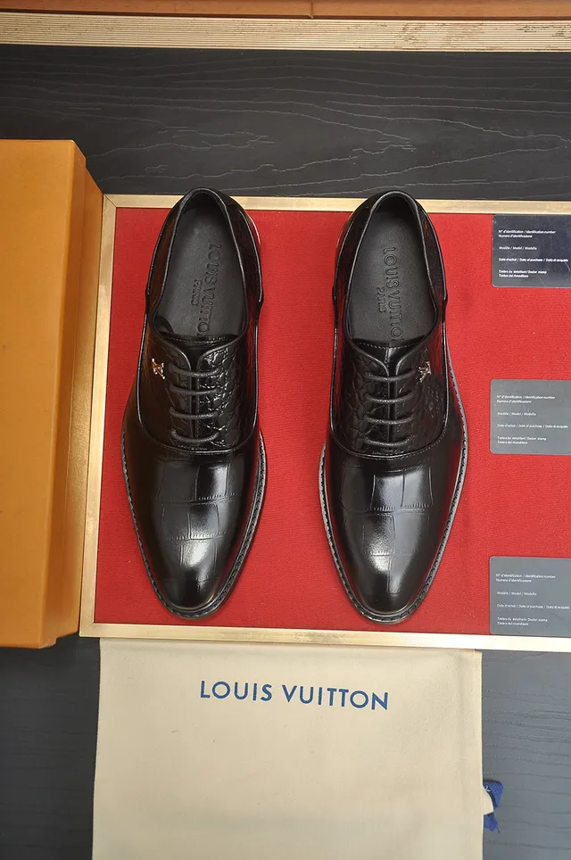 Louis Vuitton Black Crocodile-Embossed Cap Toe Oxford Shoes 5