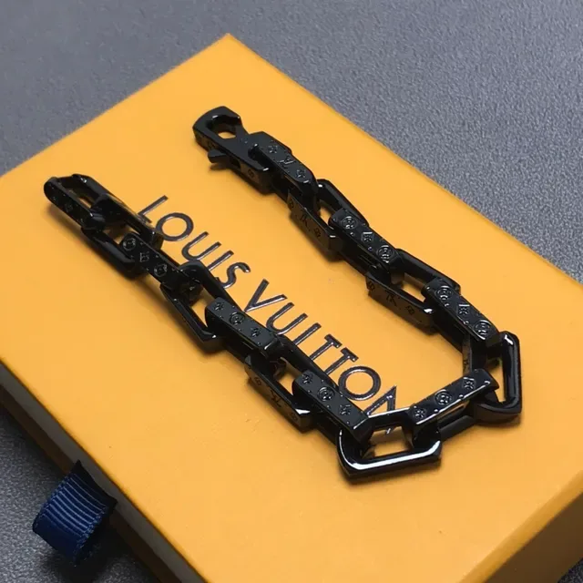 Louis Vuitton Black Geometric Link Bracelet 2