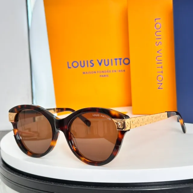 Louis Vuitton نظارات شمسية أسود ذهبي سيليويت عيون القطة أكسنت لوحة LV 3