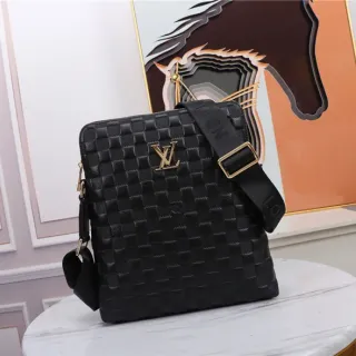 Louis Vuitton काला सुनहरा बुनाई चमड़ी क्विल्टेड बास्केटवीव मैसेंजर बैग