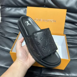 Louis Vuitton أسود Monogram-Perforated Strap قاعدة منصة صنادل