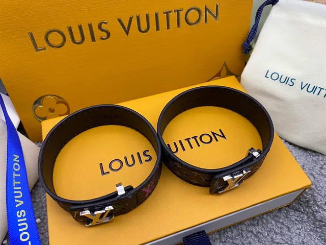 Louis Vuitton Black Multicolor Monogram-Coated Silver-Tone LV Buckle Leather Belt 3