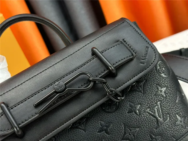 Louis Vuitton Black Structured Rectangular Silhouette Embossed Monogram Leather Handbag 5