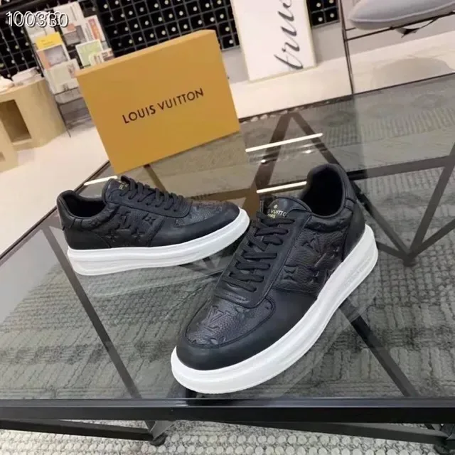 Louis Vuitton Black White Monogram-Embossed Leather Platform Sole Lifestyle Sneakers 3