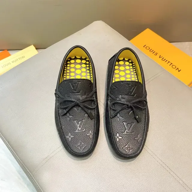 Louis Vuitton Noir Jaune Monogram-Embossé Cuir Texturé Nœud Mocassin 2
