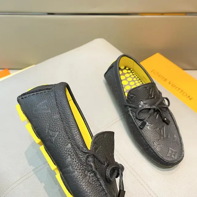 Louis Vuitton Noir Jaune Monogram-Embossé Cuir Texturé Nœud Mocassin 7