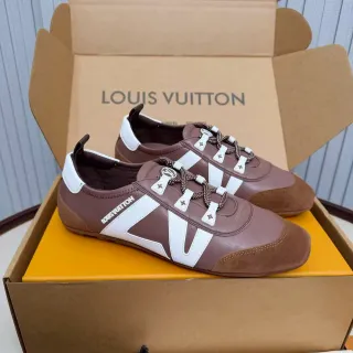 Louis Vuitton Tênis Lifestyle Marrom e Branco de Couro e Camurça