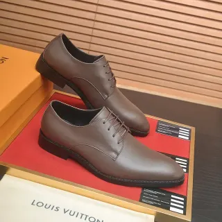 Louis Vuitton Chaussures Oxford Marron à Embout
