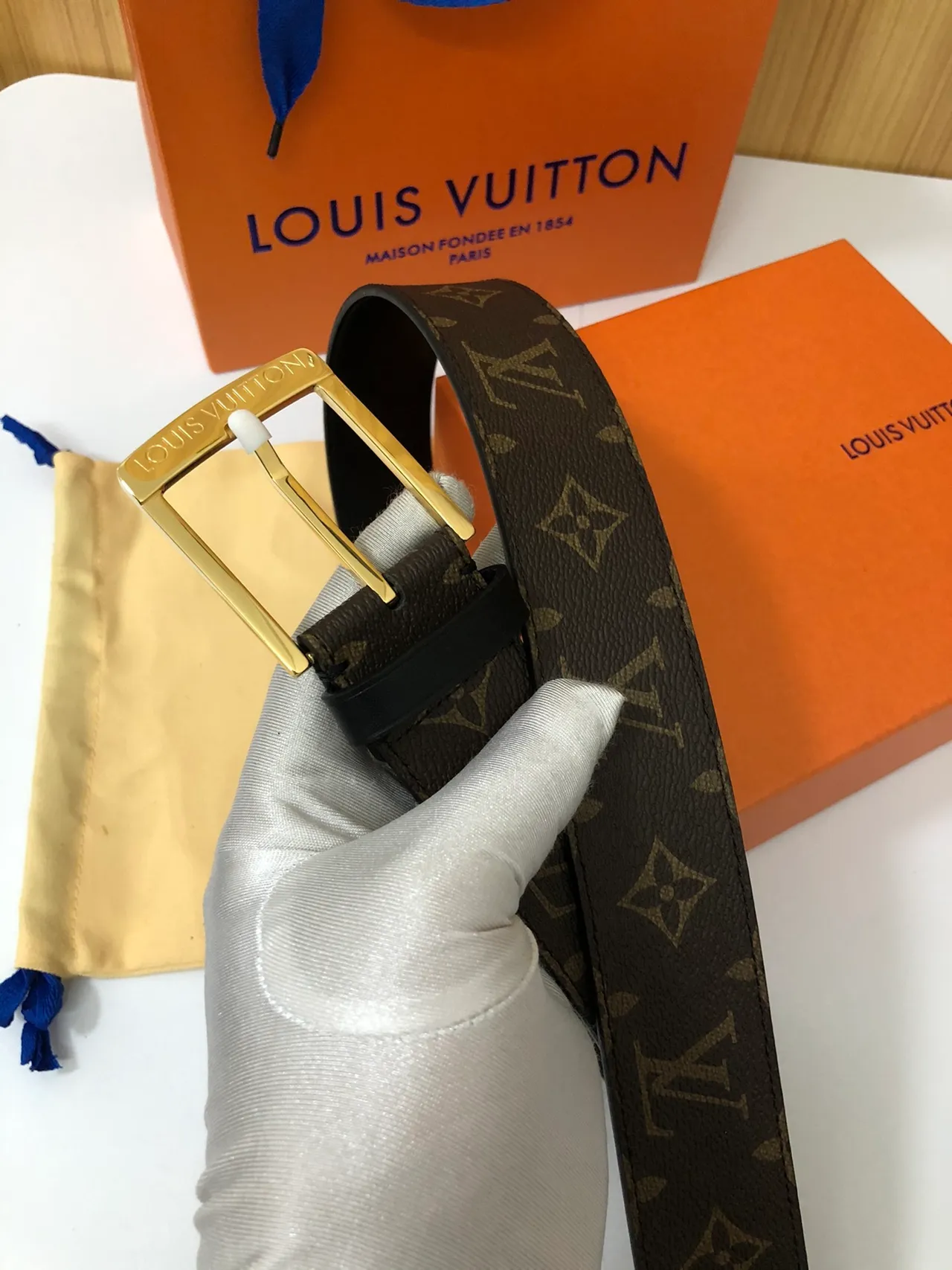 Louis Vuitton Brown Gold Monogram Canvas Buckle Leather Belt 4