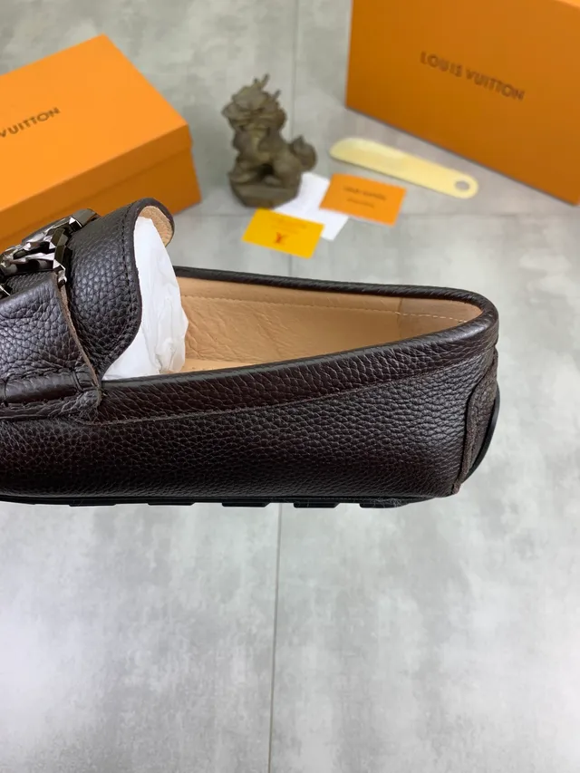 Louis Vuitton Mocassin à Boucle Marron Argent Cuir Grainé Boucle Métal LV Mocassin 4