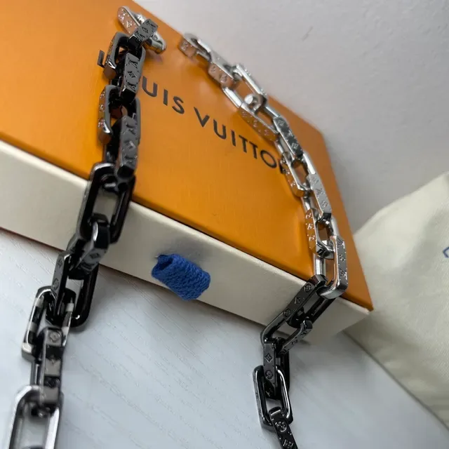 Louis Vuitton Chain Link Necklace Two-Tone Monogram Metal Necklace 4