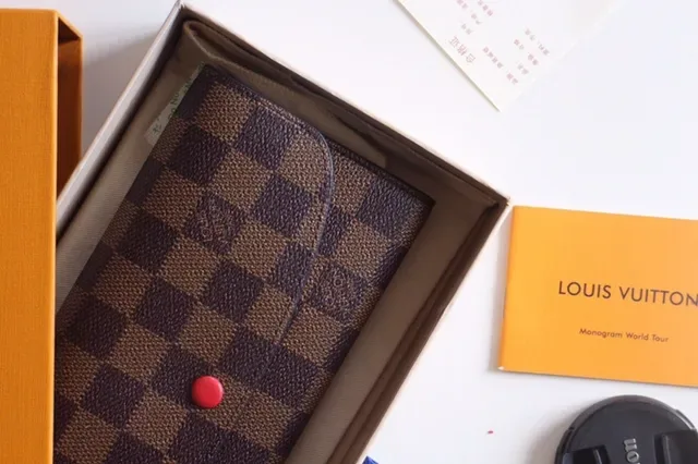 Louis Vuitton Damier Azur beige gris damier toile bouton pression rose long portefeuille 8