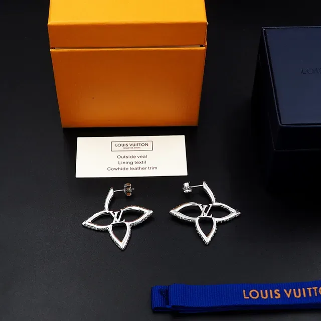 Louis Vuitton Flower Silver Gold Openwork Leaf Silhouette Pavé-Set Edges Earrings 3
