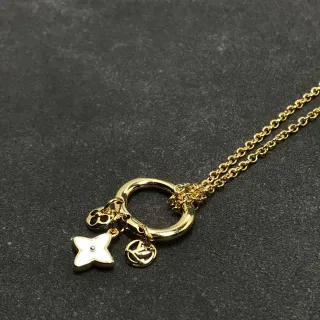 Louis Vuitton Colar Corrente de Ouro Pingente Anel Circular