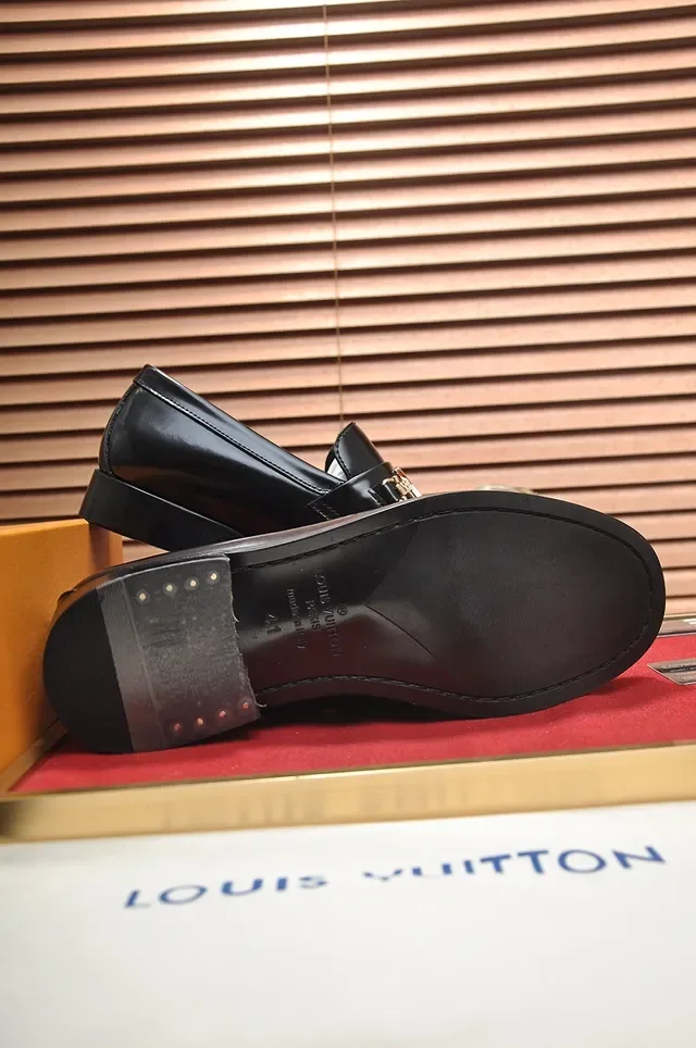 Louis Vuitton Horsebit 1955 Black Leather Gold-Tone Buckle Loafers 3