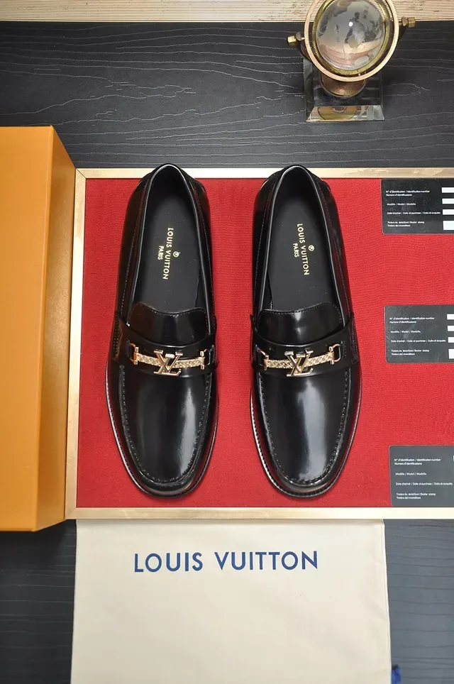 Louis Vuitton Horsebit 1955 Black Leather Gold-Tone Buckle Loafers 5