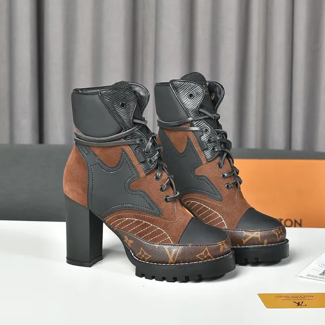Louis Vuitton Le Cagole 棕色和黑色 Monogram 踝靴 9