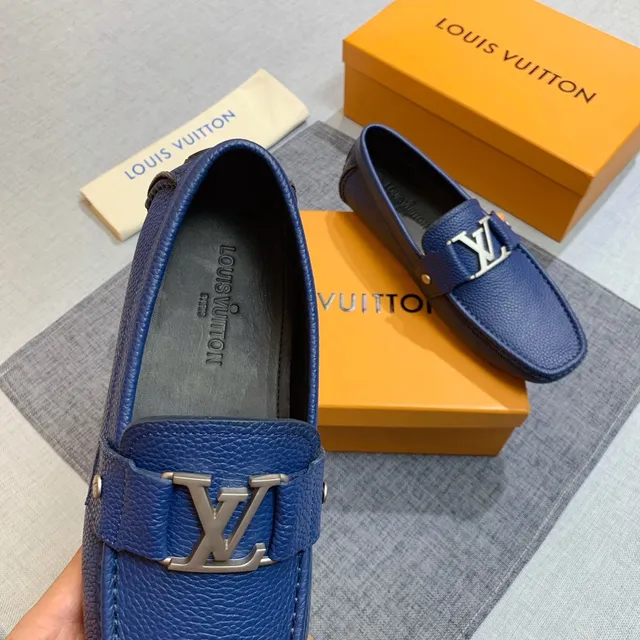 Louis Vuitton 海军蓝 粒面皮革 金属扣 套脚乐福鞋 2