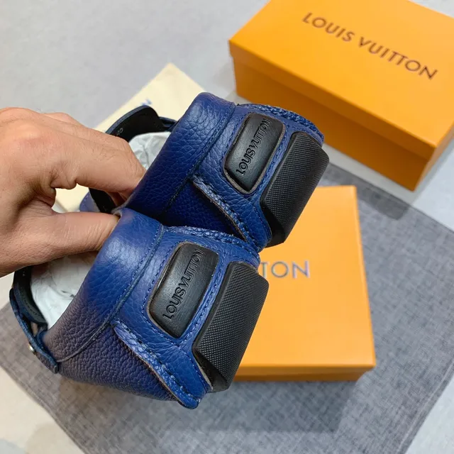 Louis Vuitton 海军蓝 粒面皮革 金属扣 套脚乐福鞋 4