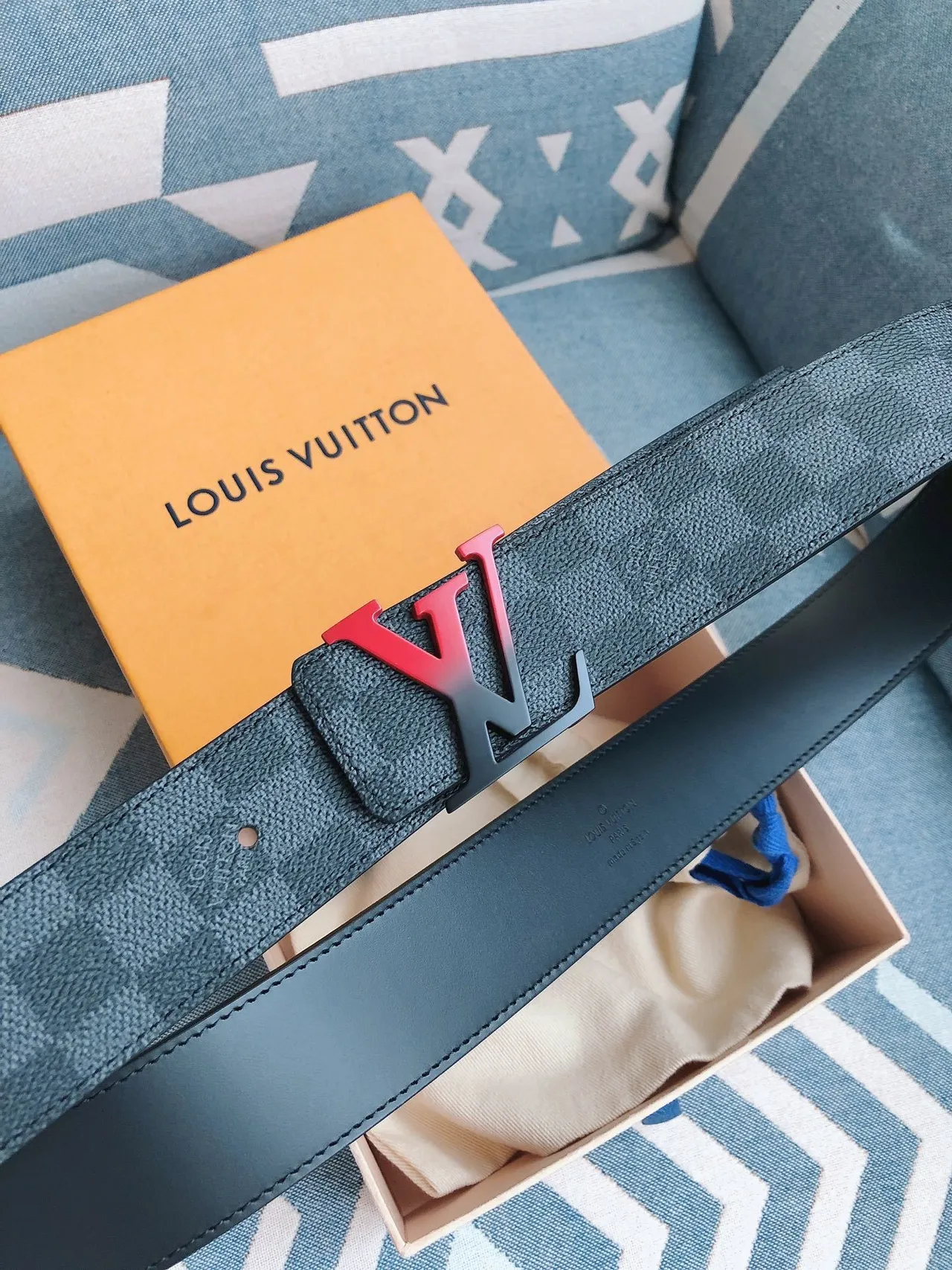 Louis Vuitton LV Initiales Gradient Red Black Leather Belt 3