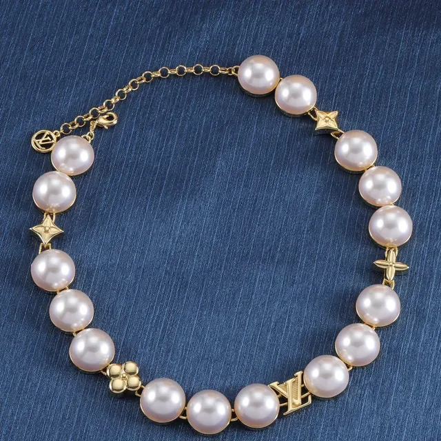 Colar de pérolas multi-camada Louis Vuitton LV Pearls Beige e Ouro 7
