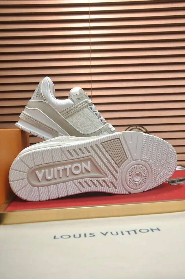 Louis Vuitton LV Trainer Beige White Haut en cuir et maille en couches Semelle sculptée Sneakers lifestyle 3